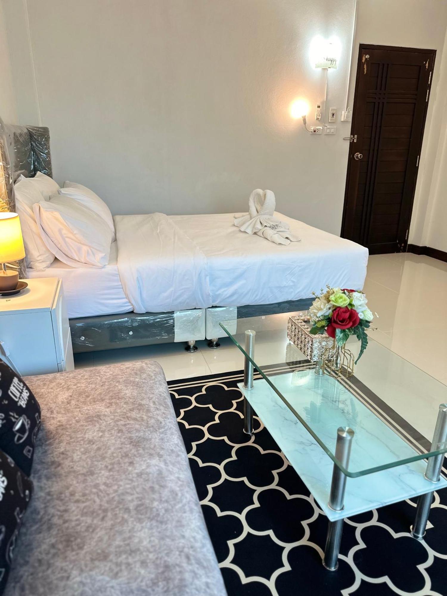 Appartement Service Room201 ที่พักใกล้กาดกองต้า